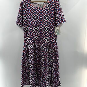 LuLaRoe Amelia Dress 2XL NWT — Classic Fit & Flare with Pockets